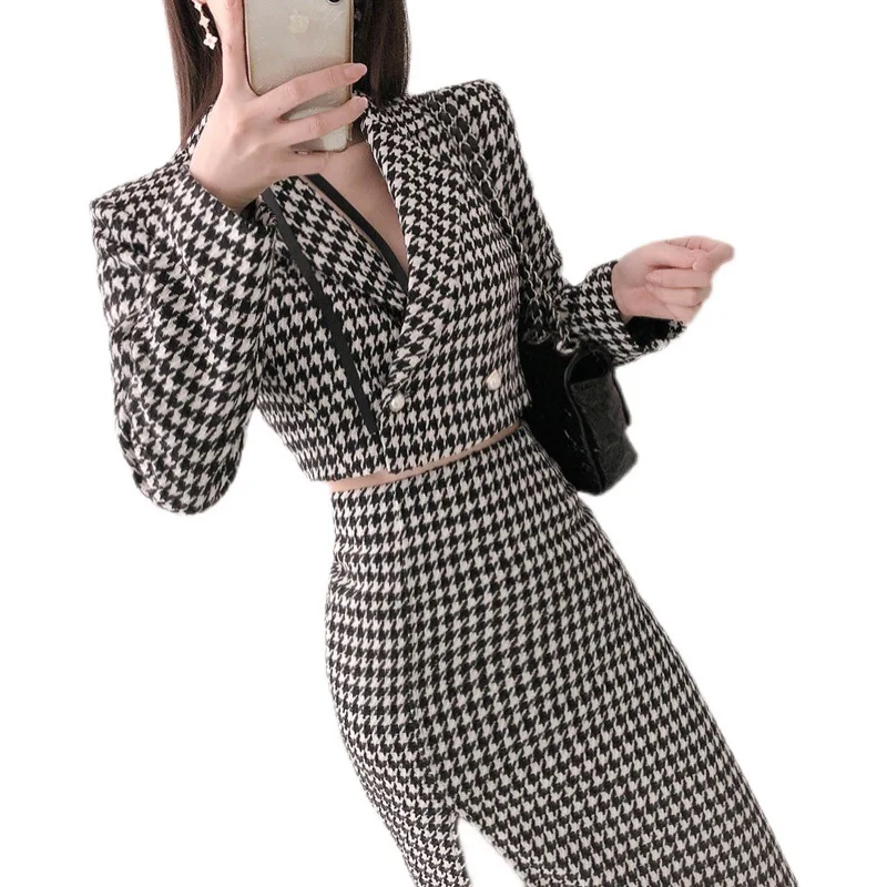 Women's Slim Fit Houndstooth Coat — photo 7