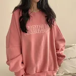 Moletom feminino de alta qualidade com forro de lã grosso. Sweater longo e versátil para estudantes, perfeito para todas as ocasiões. — foto 2