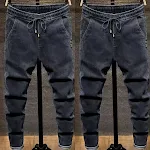 Calças jeans elásticas de outono para homens, tamanho folgado. Conforto e estilo para o seu dia a dia. Perfeitas para um visual casual e descontraído. — foto 4