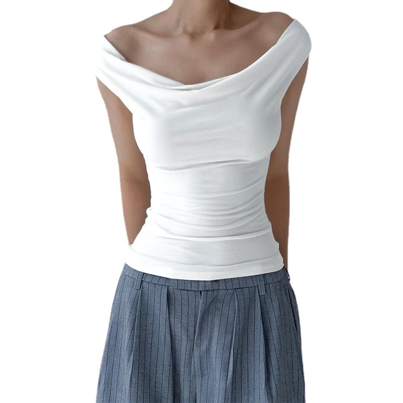 Top Vestido Sexy Sin Mangas, Cuello Halter, Espalda Abierta, Encaje y Cierre con Lazos. Perfecto para un Look Veraniego y Atrevido. — foto 4