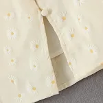 Daisy printed split skirt for effortless summer style. Lightweight and comfortable, perfect for warm days. Enjoy a femin — photo 2