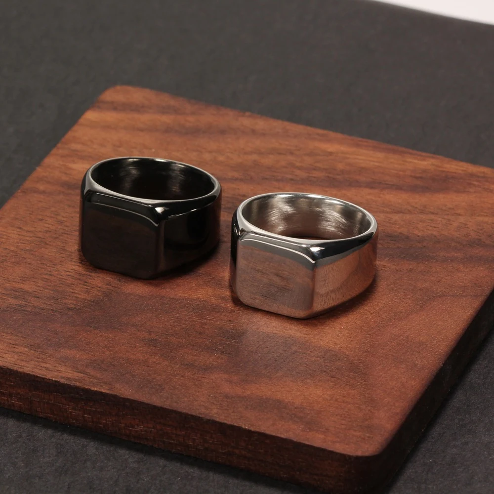 Anel masculino quadrado de aço titânio brilhante com design de personalidade. Ornament Bare Ring — foto 8