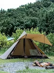 Barraca de camping impermeável com chaminé para atividades ao ar livre, ideal para acampamentos seguros e confortáveis, respirável e resistente. — foto 5