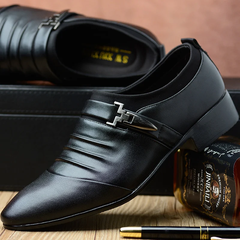 Sapatos masculinos de verão, estilo novo, social britânico, tamanhos grandes 46-47, confortáveis e ideais para o trabalho. — foto 4
