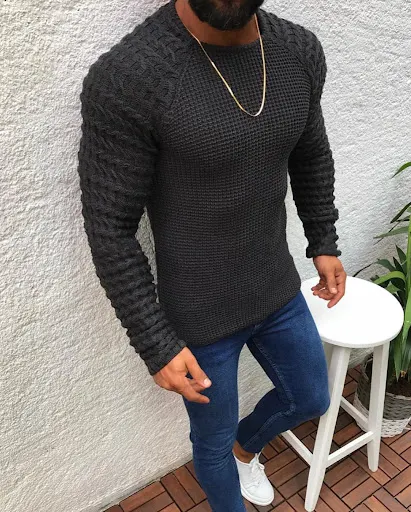 Title 2, Men Pullover sweater