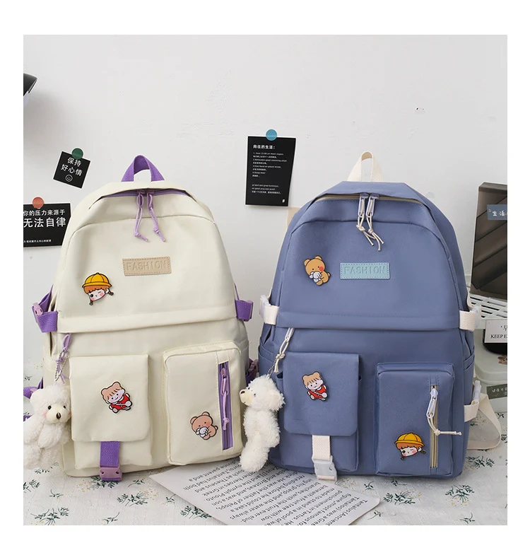 Mochila Estudantil Universitária de Lona com Cinco Peças e Cores Contrastantes. Conforto e organização para seus estudos e dia a dia. — foto 23