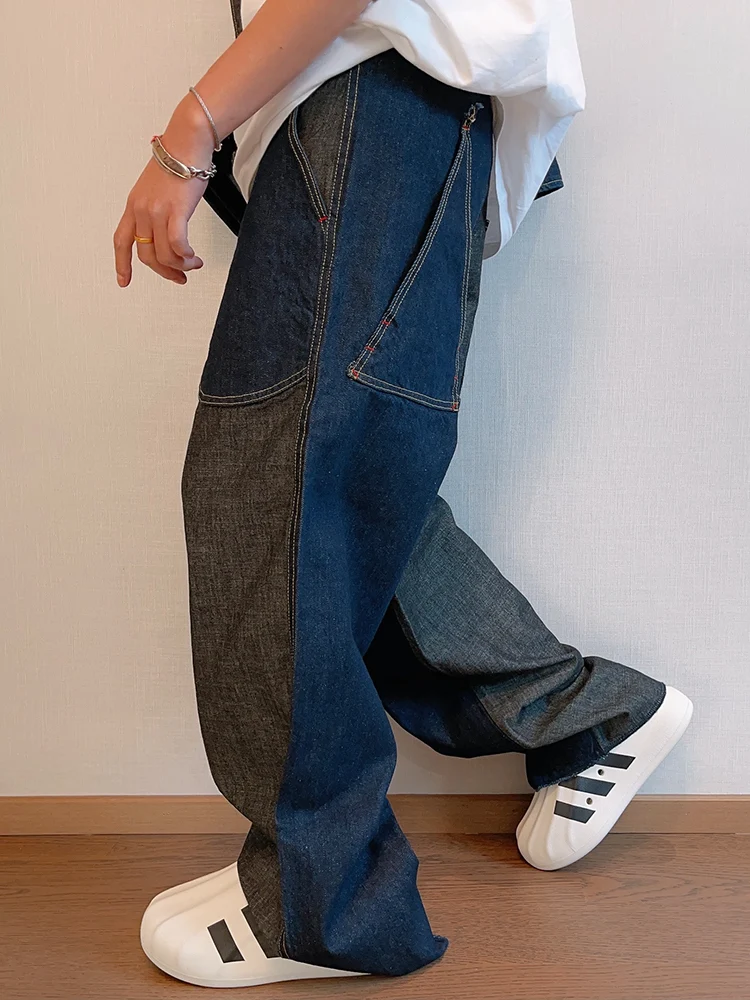 Retro jeans met distressed patchwork en kleurcontrast, losse rechte pijpen. Comfortabele, casual look, perfect voor een relaxte en modieuze uitstraling. — foto 5