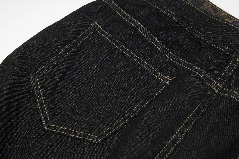 Rechte jeans met stiksels voor dames en heren Klassieke snit Duurzaam comfort en stijl Veelzijdige denim broek voor elke gelegenheid Heren- en dameskleding — foto 31