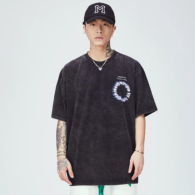 Title 8, Camiseta masculina de manga curta solta em algo...