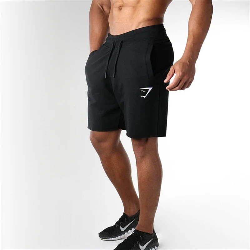 Title 3, Breathable, quick-drying tights for ultimate co...