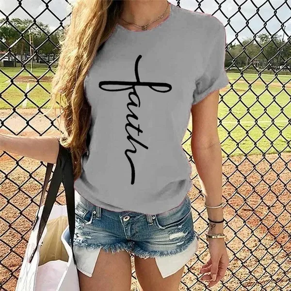 Title 4, Letter Print Pattern Round Neck Short Sleeve T-...