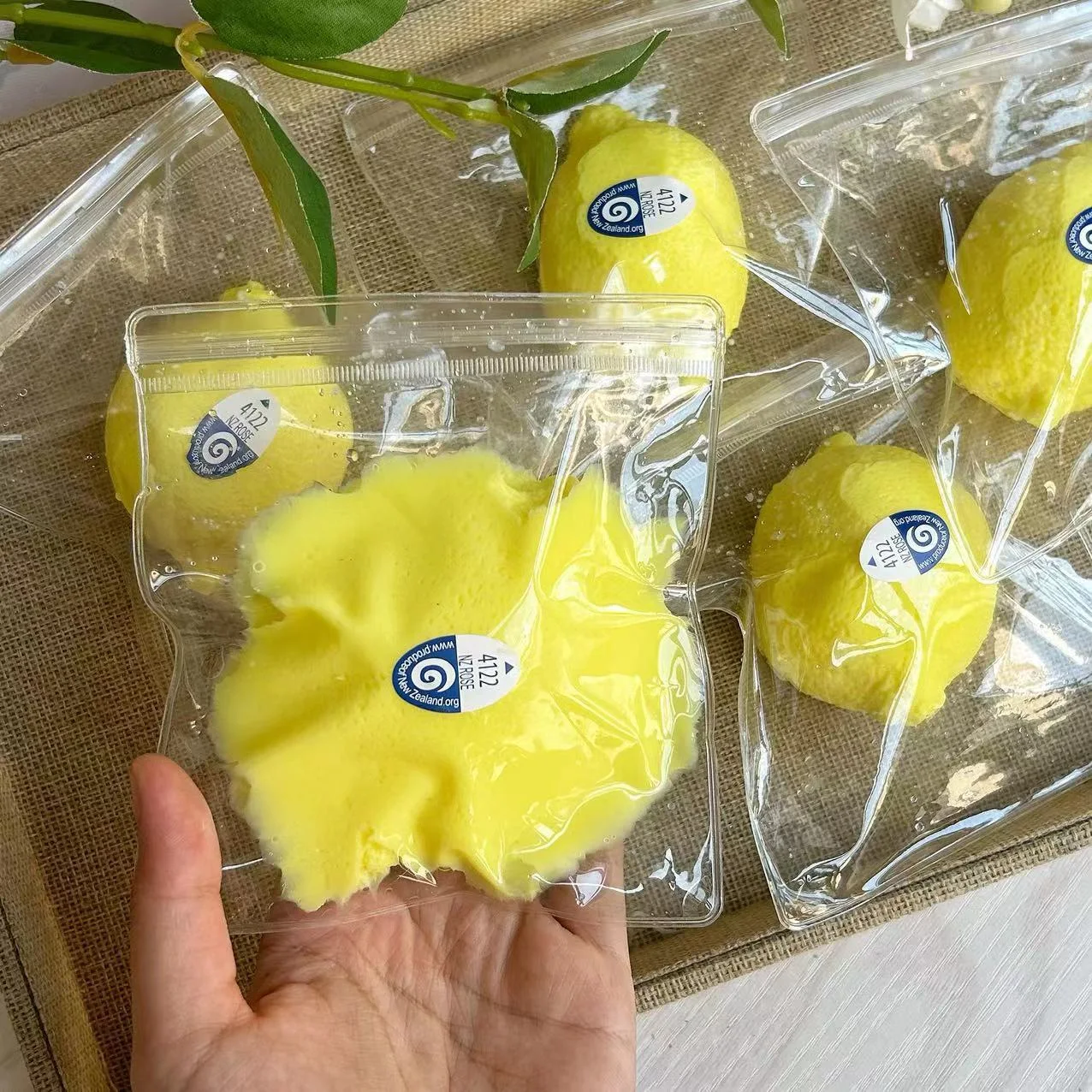 Title 4, Lemon Squeezing Toy Simulation Pressure Reducti...