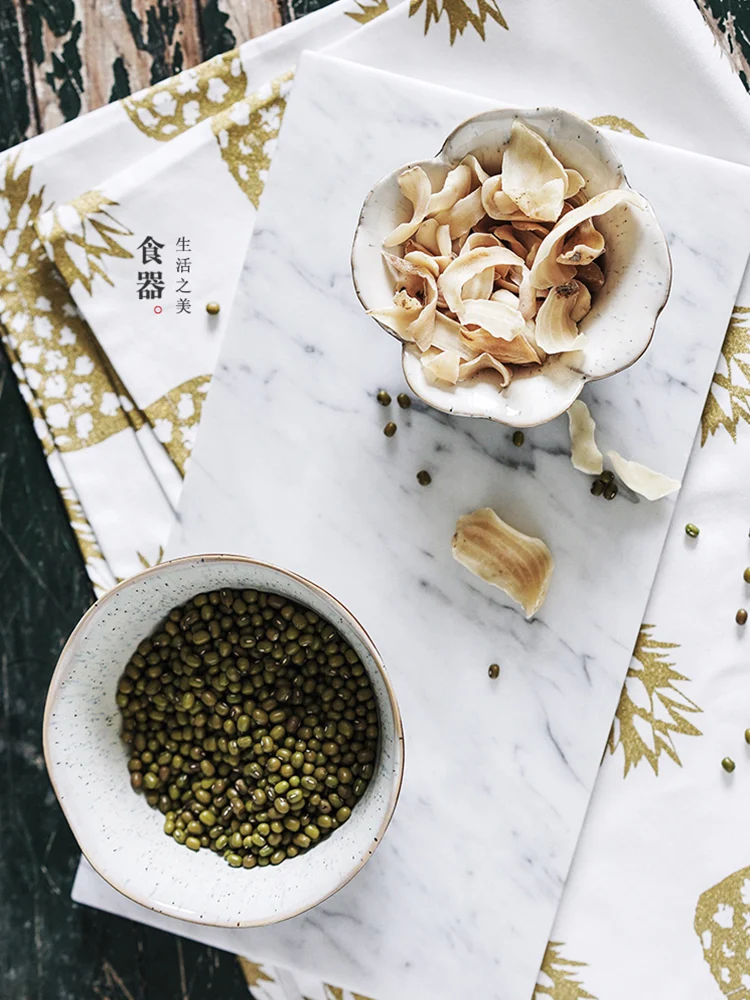 Retro Creative Household Ceramic Bowl, perfect for stylishly serving your meals. Enjoy its unique design and durability. — photo 3