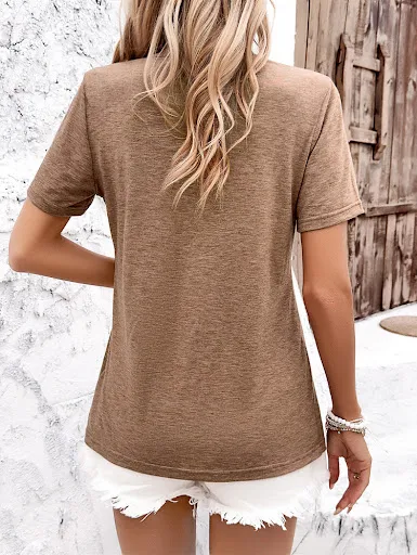 Title 6, T-shirt donna manica corta, casual e raffinato,...