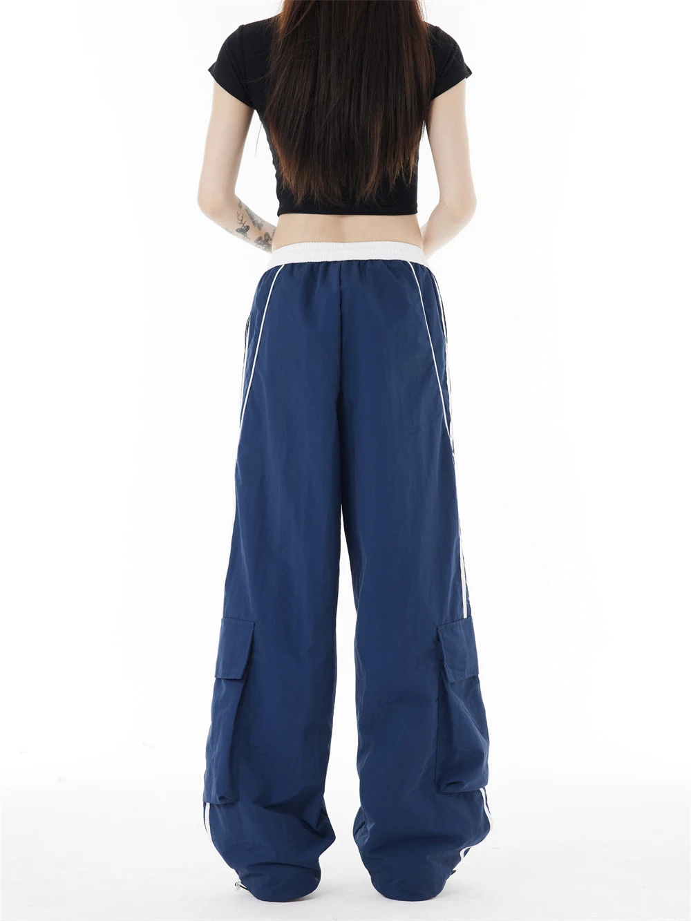 American Fashion Brand Side Striped Overalls Trousers. Comfortable and stylish, these overalls offer a versatile and mod — photo 28