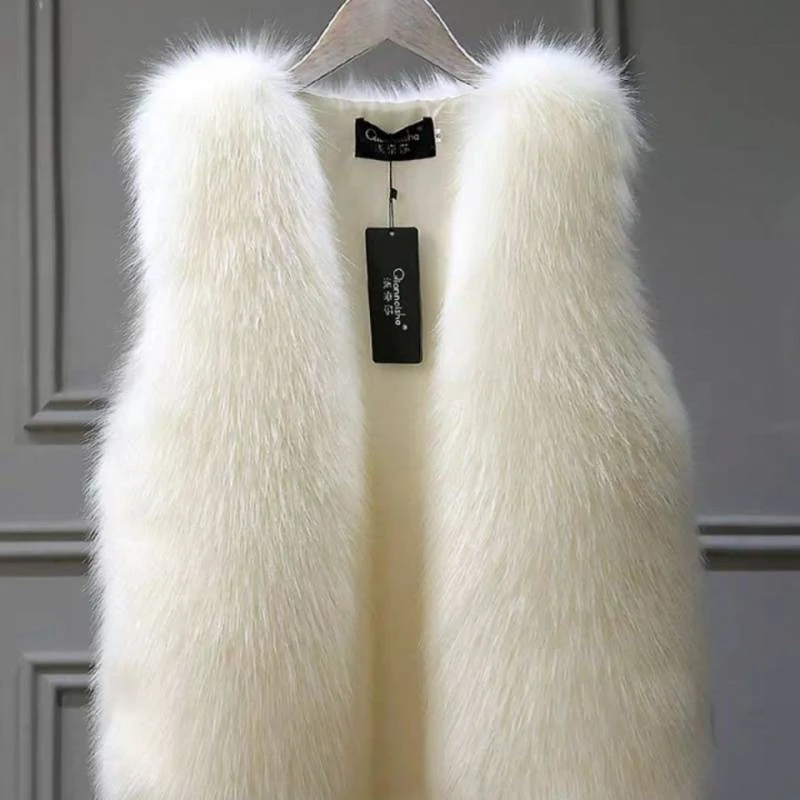 Colete feminino de imitação de pele de raposa e colete felpudo de algodão. Quente, elegante e ideal para o inverno e outono. — foto 4