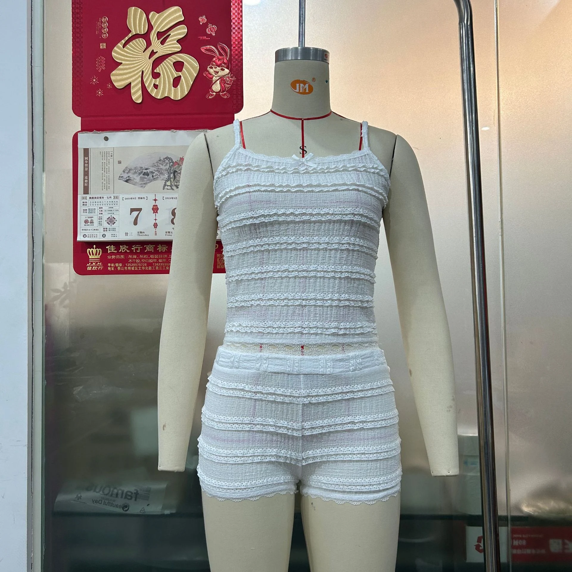 product image - 3