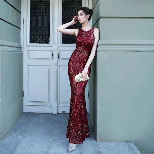 Title 5, Robe de Soirée Longue à Paillettes, Queue de Po...