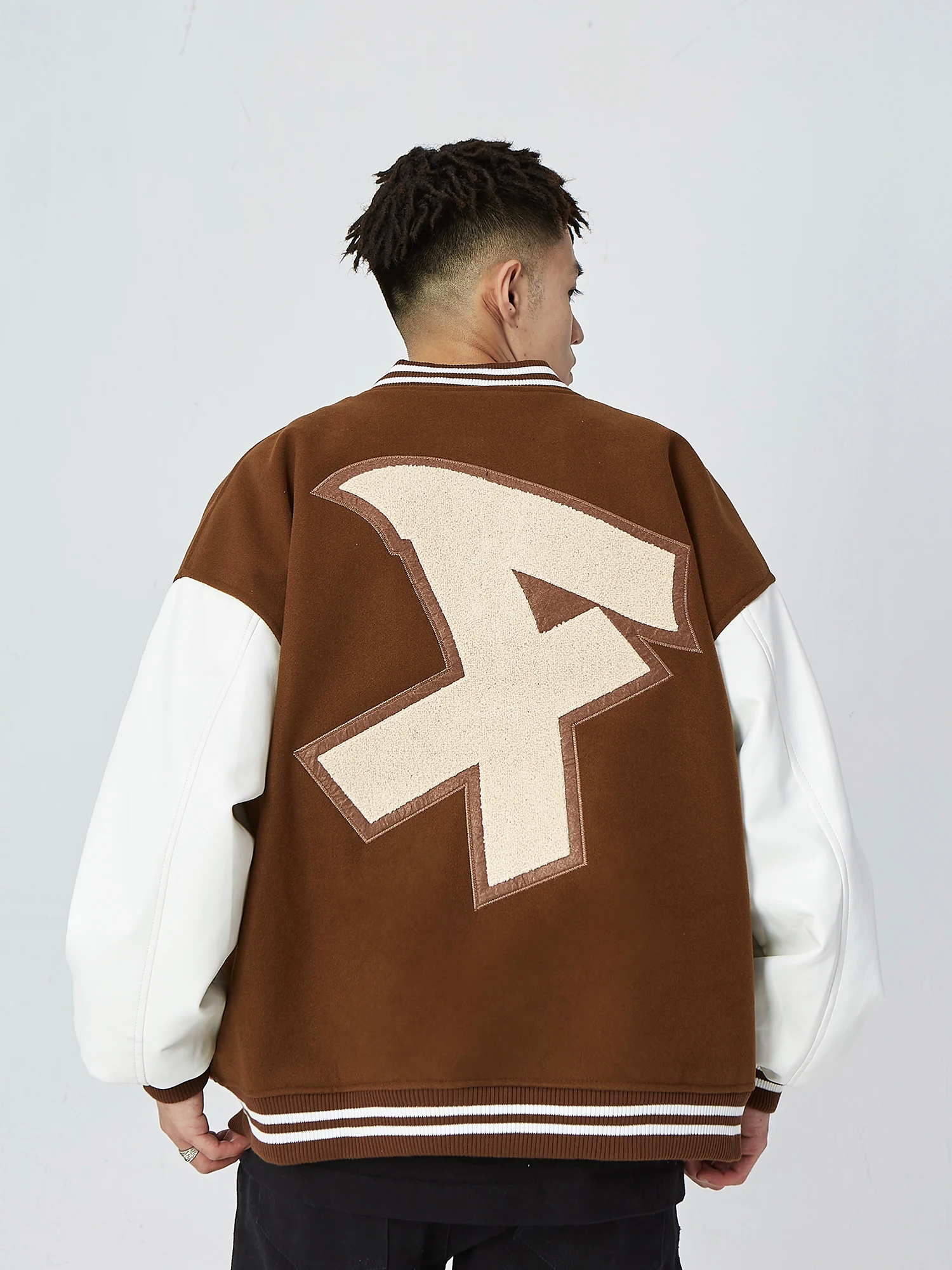 American Retro Alphabet Embroidered Baseball Uniform Coat. Achieve a vintage aesthetic with this stylish jacket. Perfect — photo 10