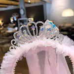 Tiara Coroa Infantil para Meninas Faixa de Cabelo Princesa Fofa Acessório para Crianças Perfeito para Festas e Fantasias com Design Encantador. — foto 1