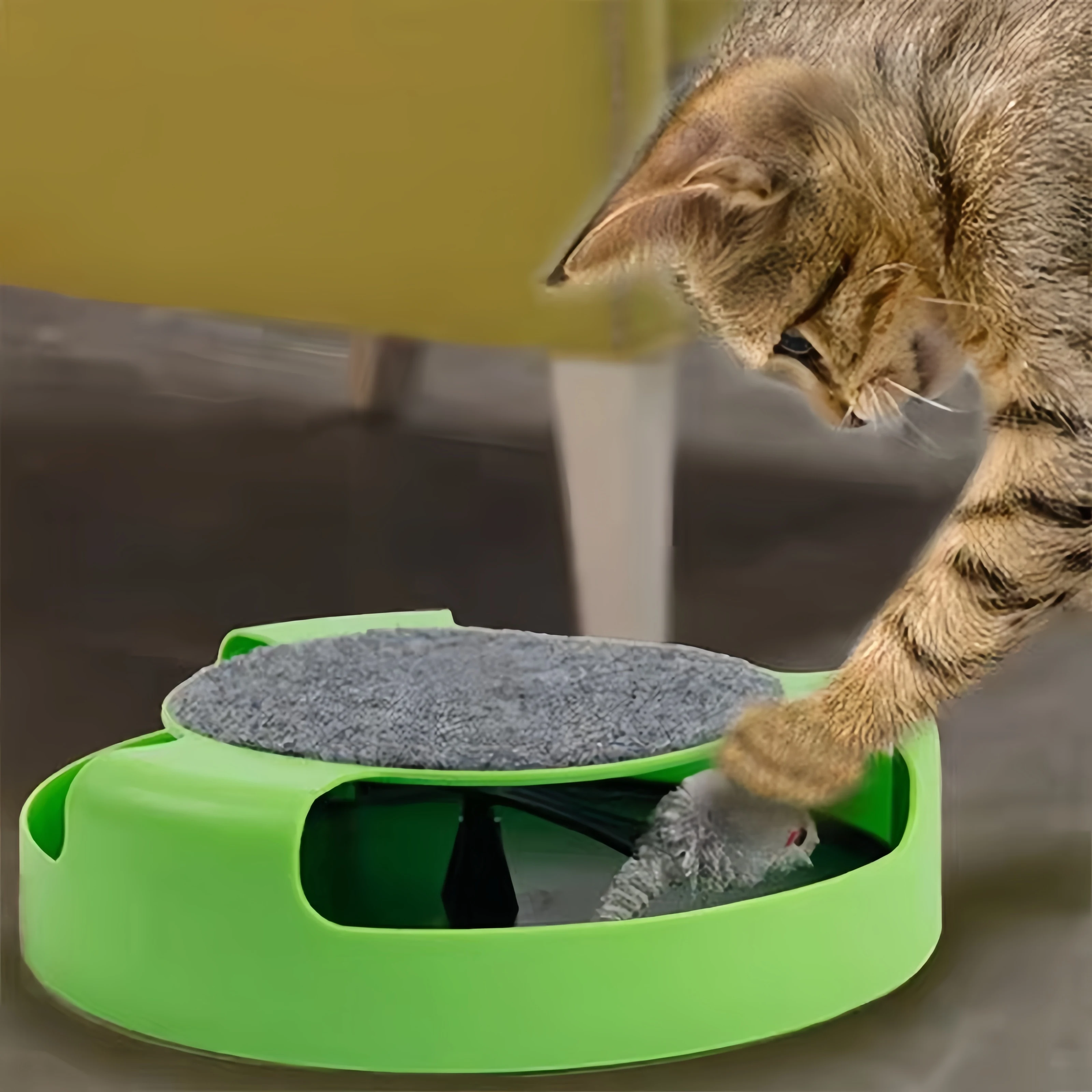 Torre de juguete para gatos con plataforma giratoria y bolas rodantes, juguete interactivo para entrenamiento y diversión felina, túnel incluido. — foto 5