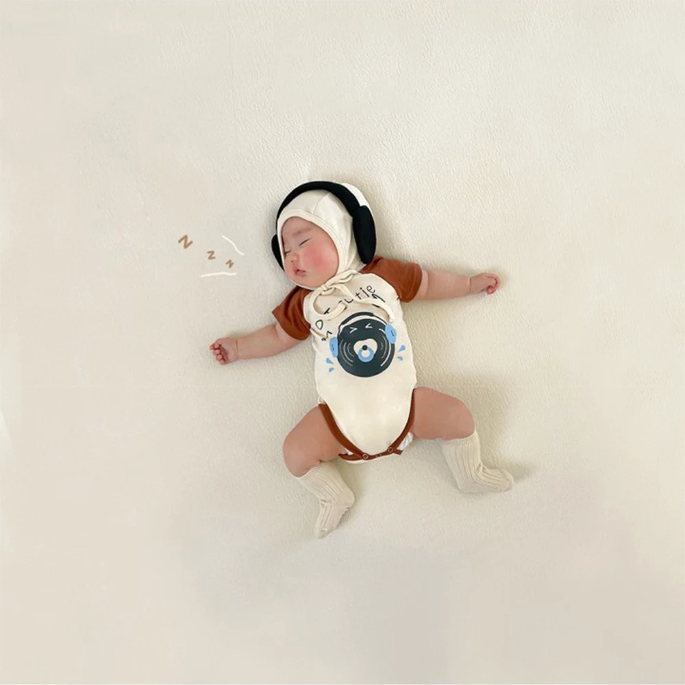 Title 5, Macacão Bebê Ins Little DJ Print Modeling