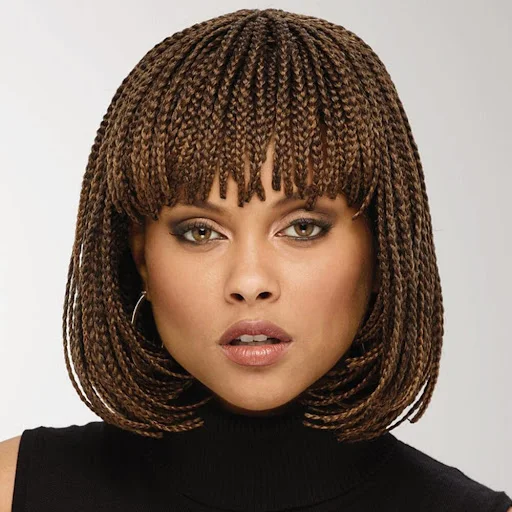 Title 3, Peruca Feminina de Cabelo Curto com Tranças e O...