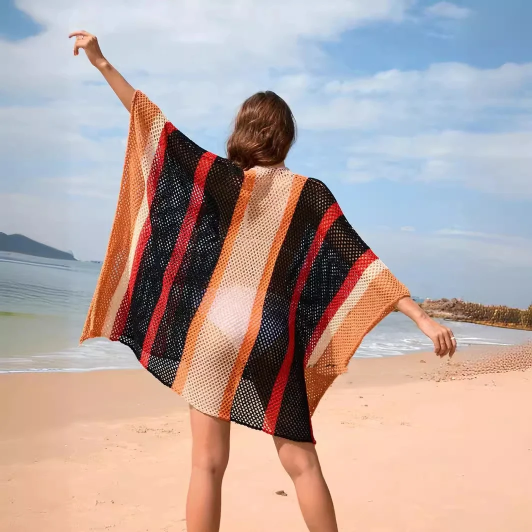 Blusa de biquíni plus size soltinha para mulheres Conforto e estilo para praia e piscina. Aproveite o sol com essa peça versátil e moderna. — foto 1