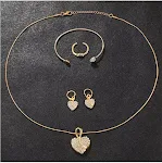 Relógio de Pulso Feminino Quartz com Diamantes Completo Joia da Moda para Mulheres Design Sofisticado Ideal para Ocasiões Especiais e Presentes — foto 4
