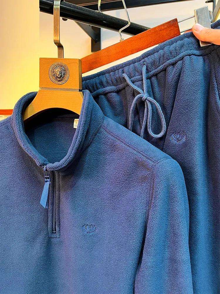 Terno esportivo de inverno masculino com gola alta e fleece para corrida, ideal para esportes de inverno, aquecimento e conforto. — foto 6