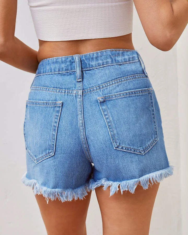 Shorts jeans rasgados cintura alta com detalhes de borlas para um visual moderno, confortável e perfeito para o verão. — foto 13