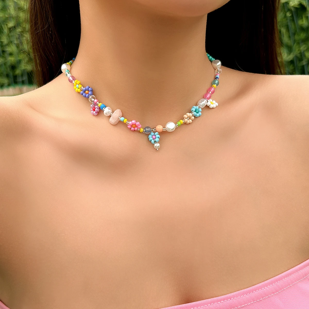 Corrente de clavícula doce com contas Colar de contas de flores Elegância e charme para realçar seu visual Joia delicada e feminina — foto 14