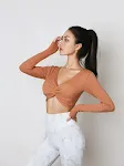 Lange mouwen sport fitness hardlopen crop top voor dames. Ademend, sneldrogend en ideaal voor trainingen en buitenactiviteiten. — foto 2