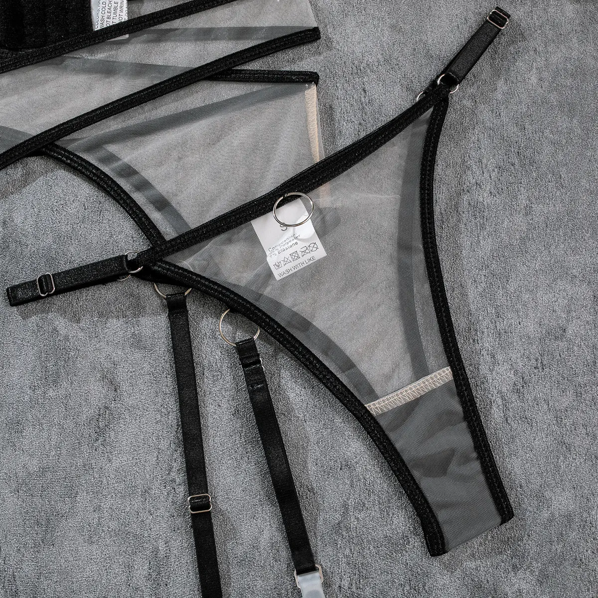 Set intimo trasparente in mesh traspirante Nude Feel da quattro pezzi. Per una sensazione leggera, fresca e un comfort senza pari. — foto 15
