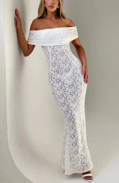 Women's Chest-wrapped Off-shoulder Lace Dress, a backless design for a stunning look, perfect for parties and special oc — photo 2