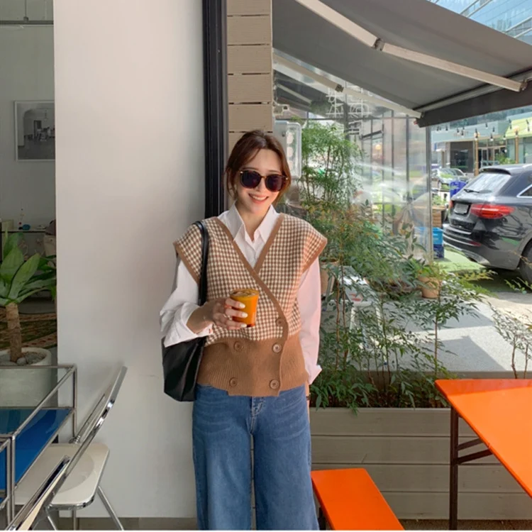 Title 2, Cardigan Sweater Vest Women Outer Wear Top