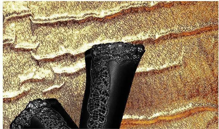 Botas femininas de salto grosso forradas com lã e cadarço. Mantenha-se aquecida e estilosa com estas botas confortáveis e elegantes. — foto 9