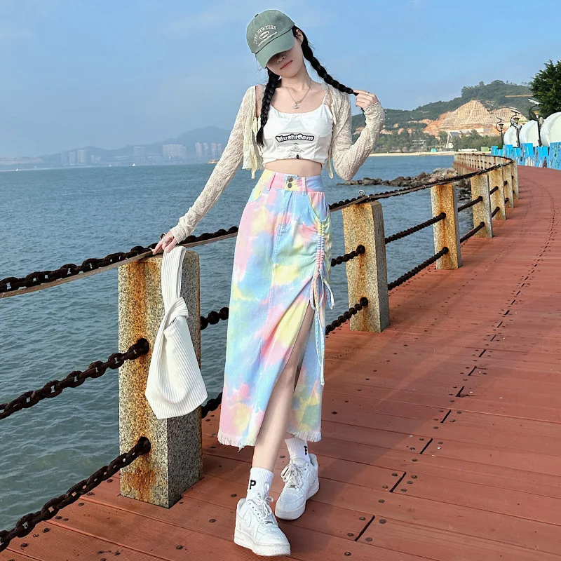 Saia Jeans Macaron Degradê Feminina para um Visual Moderno. Combina com tudo, perfeita para diversas ocasiões. Destaque-se com esta saia incrível. — foto 8