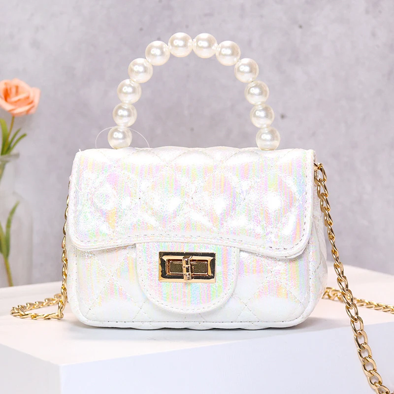 Mini Bolsa de Ombro Fashion para Meninas Uma bolsa pequena e charmosa para sua filha Leve e estilosa Perfeita para passeios e eventos — foto 3