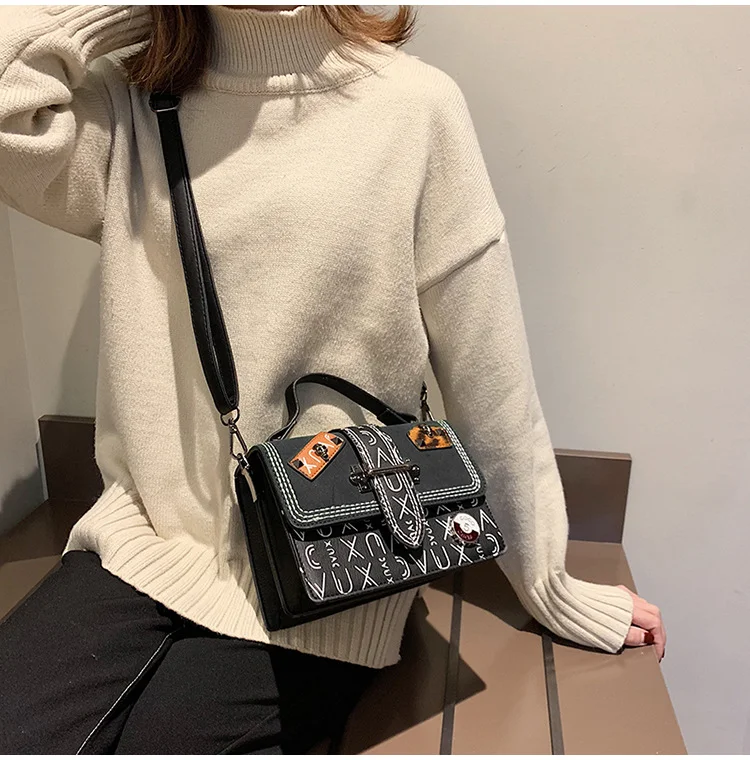 Title 3, Versatile Ins Messenger Badge Fashion Hand Sma...