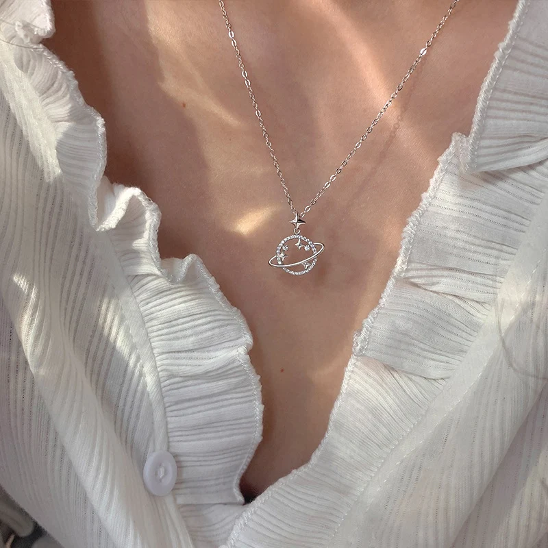 Vriendin cadeau, luxe clavicle ketting met ster punt, elegant temperament sieraad, lichte ketting voor een liefdesverklaring. — foto 1