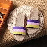 Chinelos femininos de verão para casa, modelo casal. Conforto e leveza para seus pés em dias quentes. Perfeitos para relaxar. — foto 35