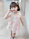 Vestido de verão infantil com babados e alças finas, perfeito para o calor. Confortável e estiloso, ideal para os dias ensolarados e divertidos. — foto 13