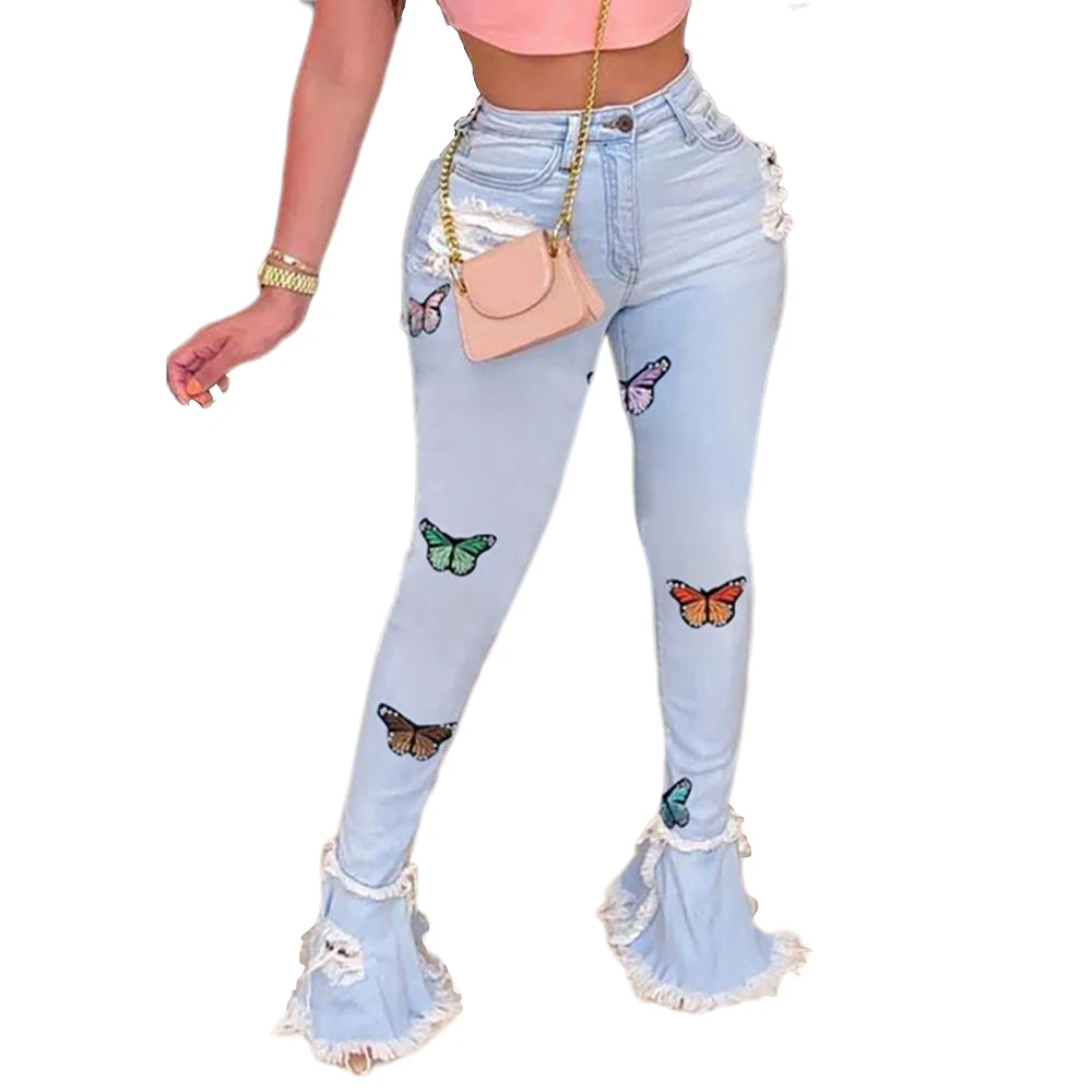 Calças Jeans Denim com Bordado de Borboleta, Babados e Detalhes Rasgados, Design Moderno e Conforto para um Visual Despojado e Estiloso — foto 2