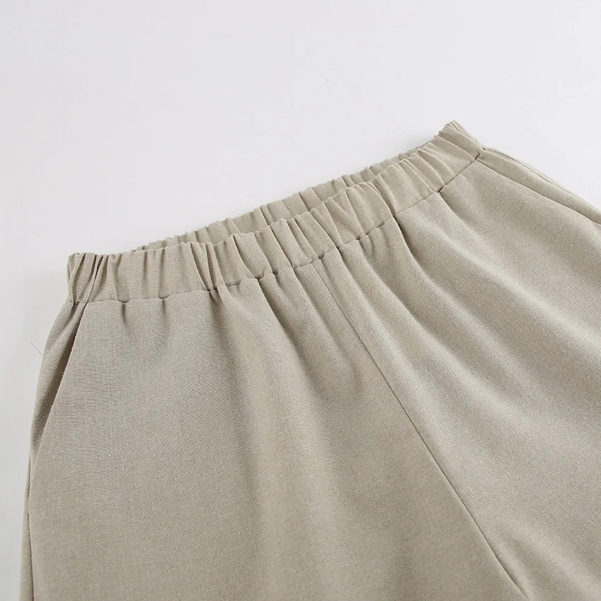 Title 19, Conjunto de duas peças com top halter solto e c...