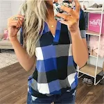 Camiseta feminina nova xadrez com decote em V e mangas curtas, perfeita para um visual casual e confortável, ideal para o dia a dia. — foto 5