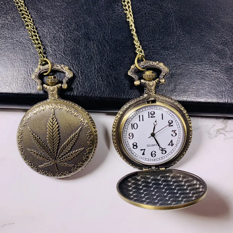 Maple Leaf Lanyard Simple Lucky Tree Creative Quartz Watch perfect for everyday wear and special occasions, an elegant a — photo 10
