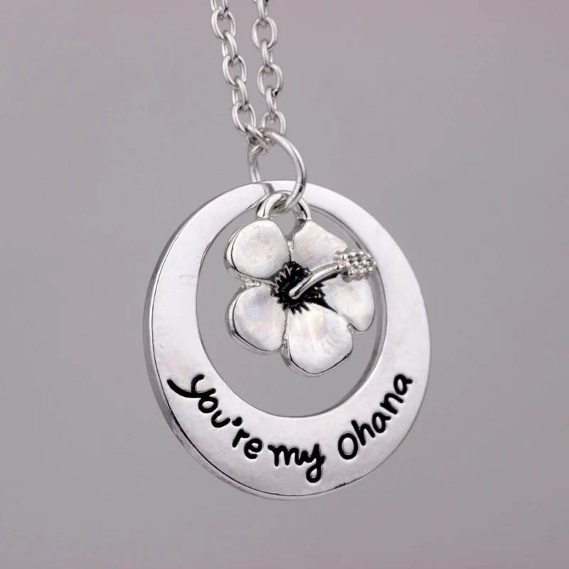 Colar com Pingente de Charme Crie seu colar único e cheio de personalidade. Adicione seus charms favoritos e expresse seu estilo individual. — foto 9