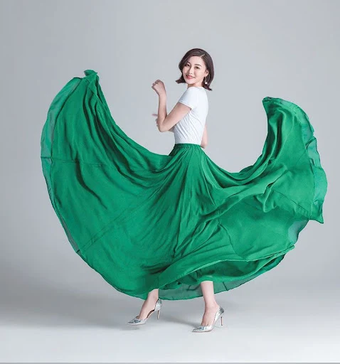 Title 8, Chiffon rok grote rode vierkante etnische dansrok