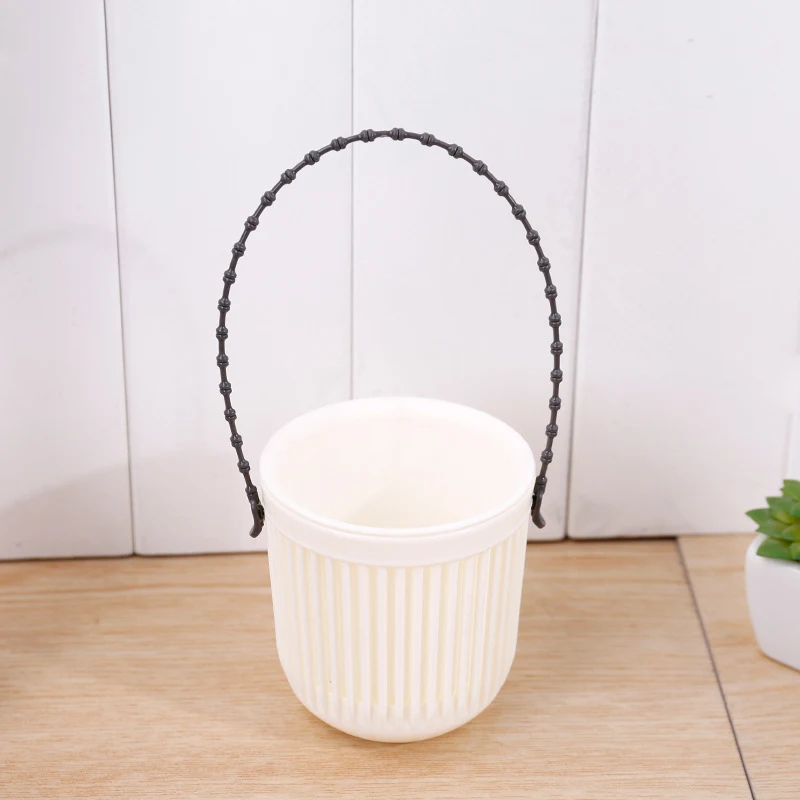 Title 3, Creative Green Radish Spider Plant Pot Round Pl...